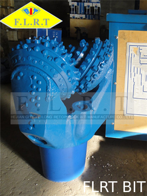 Good price 311.2 মিমি FSA537G রোলার শঙ্কু বিট / তেল ওয়েল ড্রিল বিট মাঝারি হার্ড গঠনের জন্য অনলাইন